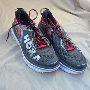Hoka Women's Gray and Pink Athletic Shoes